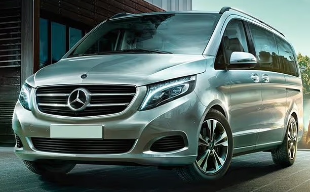 Paris Car service vehicle picture